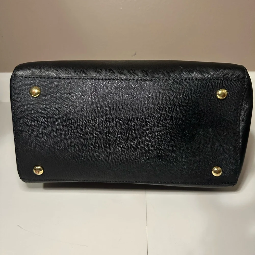Michael Kors EUC Black Saffiano Leather Jet Set Convertible Satchel